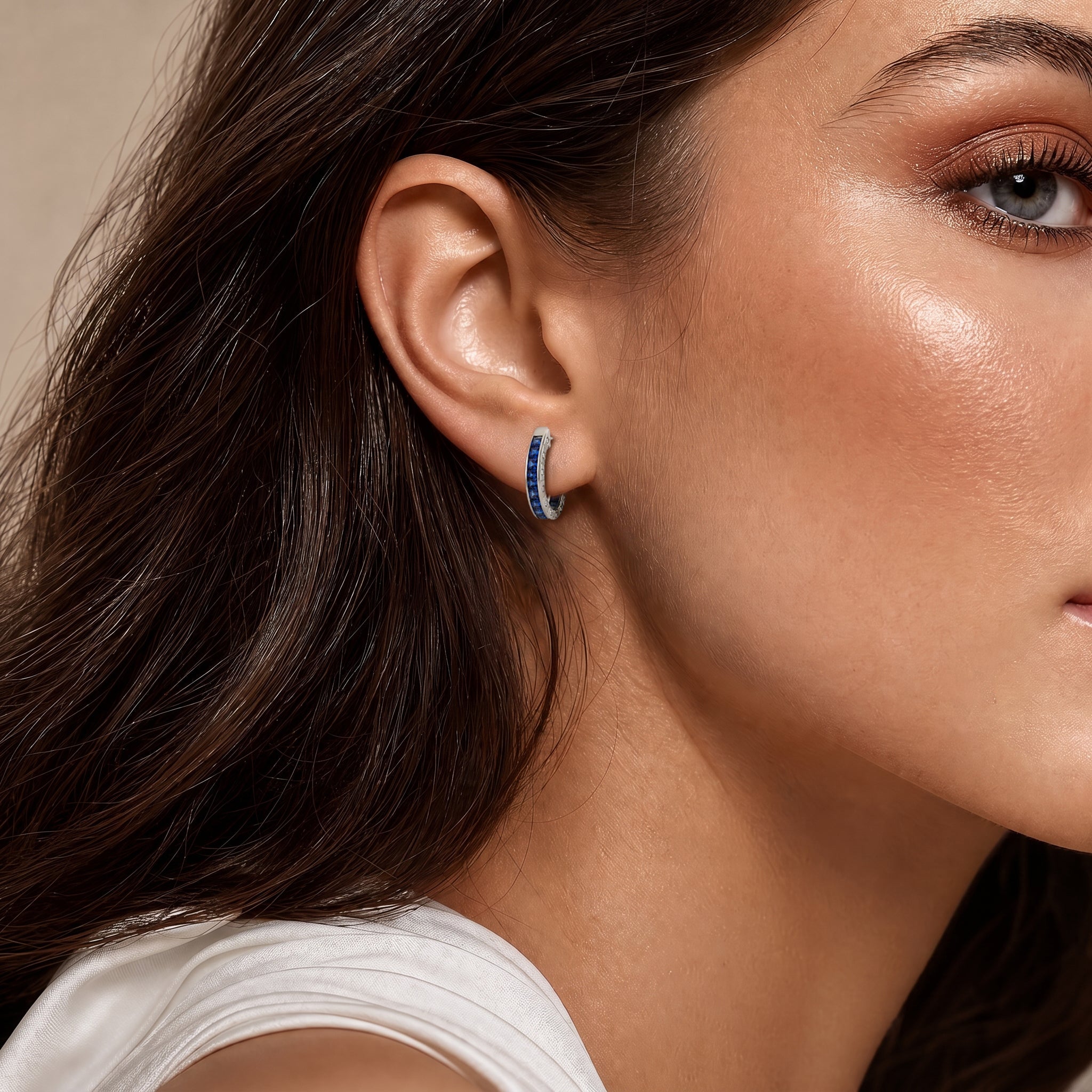 Earrings for Sensitive Ears: The Complete 2026 US Guide to Hypoallergenic Jewelry