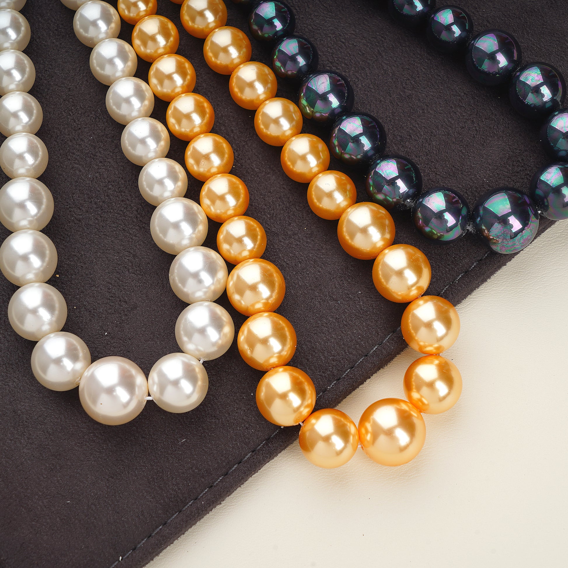 Classic Graduated Shell Pearl Necklaces
