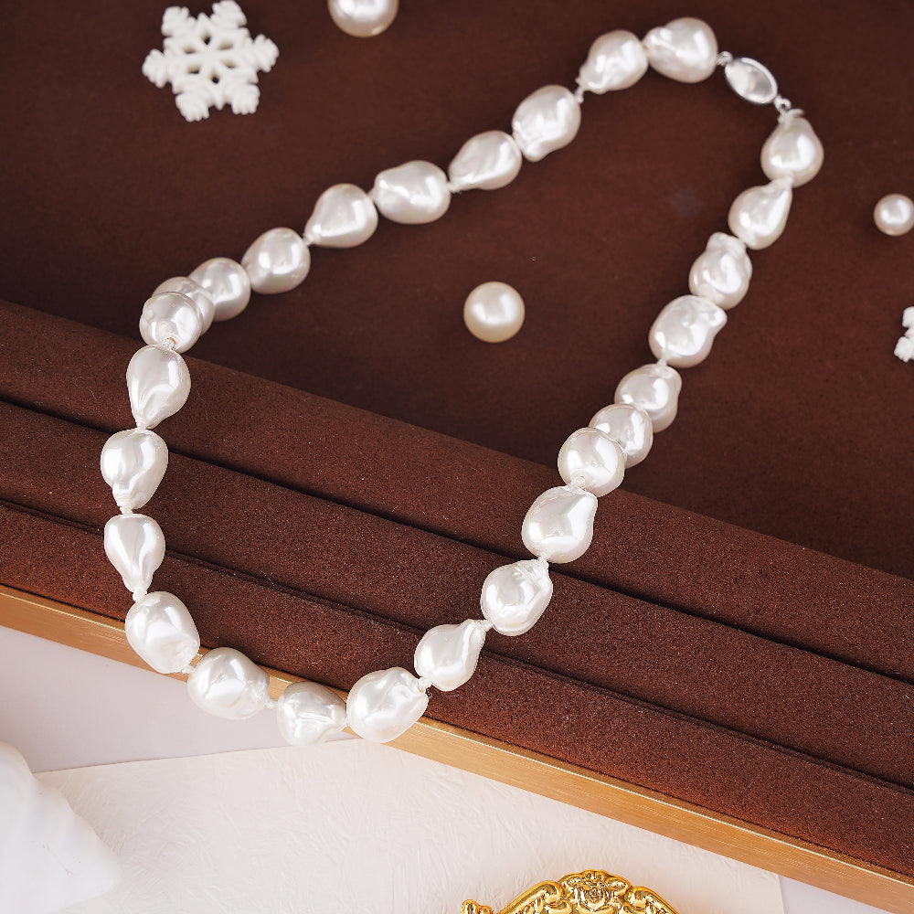 10-12mm White Baroque Fresh Water Shell Pearl Necklace in 18"-Stars and Vogue