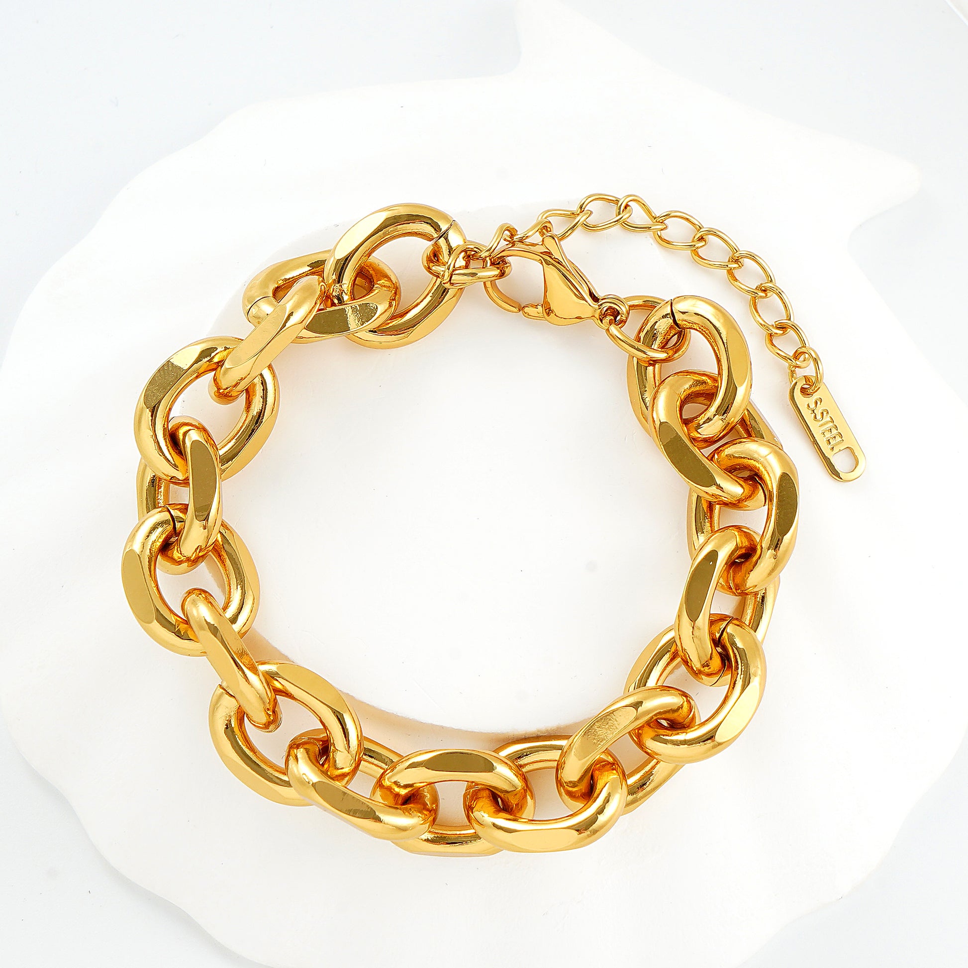 Chunky Cable Chain Bracelet in Stainless Steel with IP Yellow Gold 7"+2"- Stars and Vogue