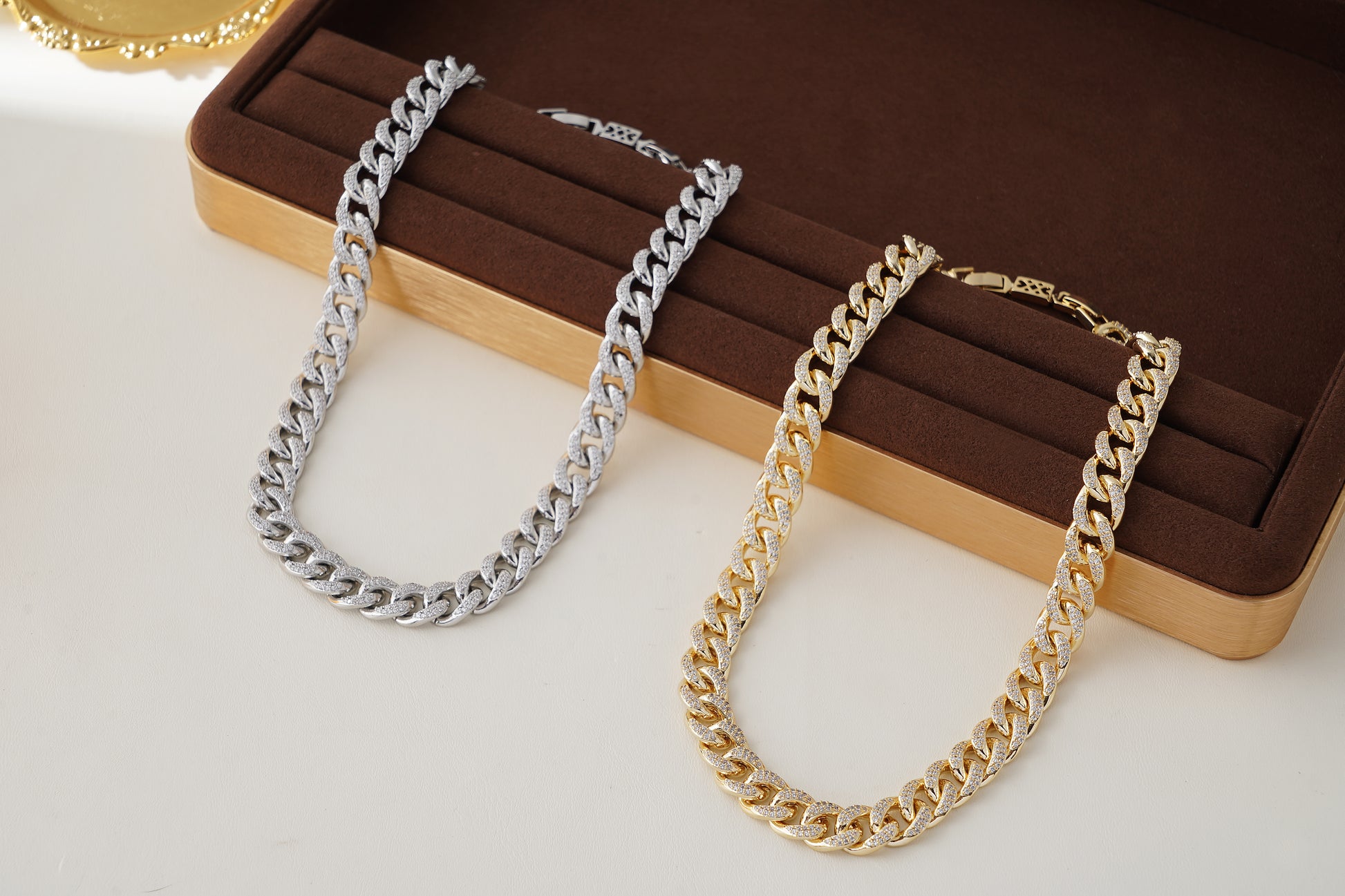 Cuban Link Chain Necklace with Pave Simulated Diamond 18" in Yellow Gold Plated Brass- Stars and Vogue