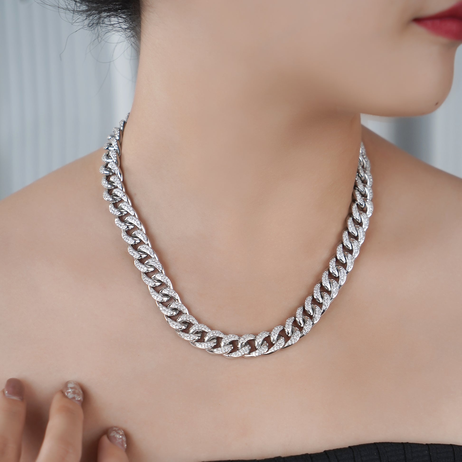 Cuban Link Chain Necklace with Pave Simulated Diamond 18" in Brass- Stars and Vogue