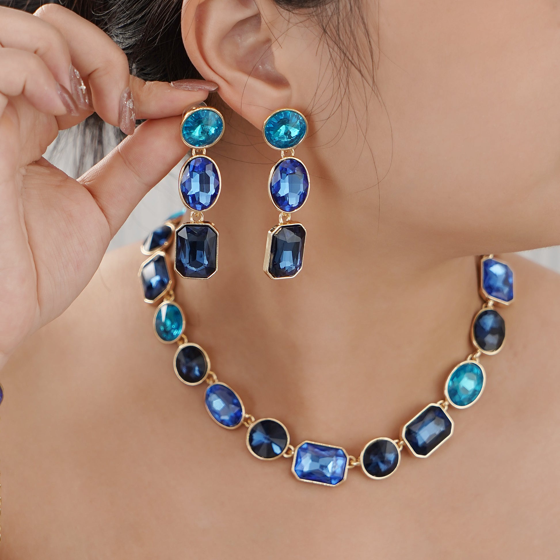 Art Deco Jewelry Set with Multi Color Blue Crystals in Yellow Gold Brass with 16.5"+2"extender-Stars and Vogue