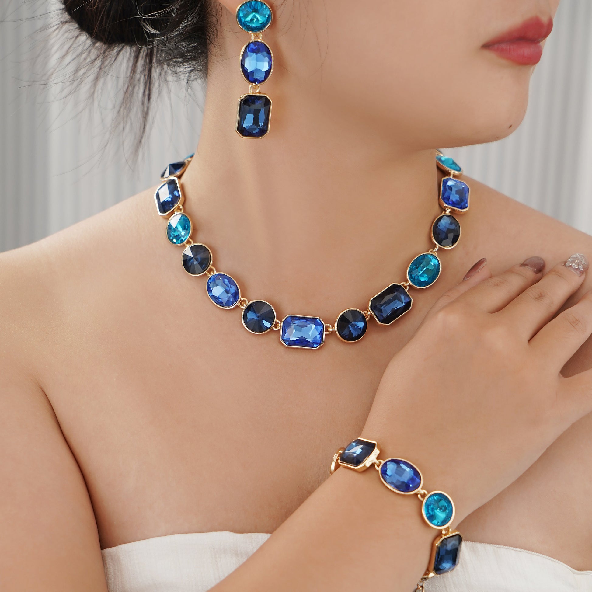 Art Deco Jewelry Set with Multi Color Blue Crystals in Yellow Gold Brass with 16.5"+2"extender-Stars and Vogue