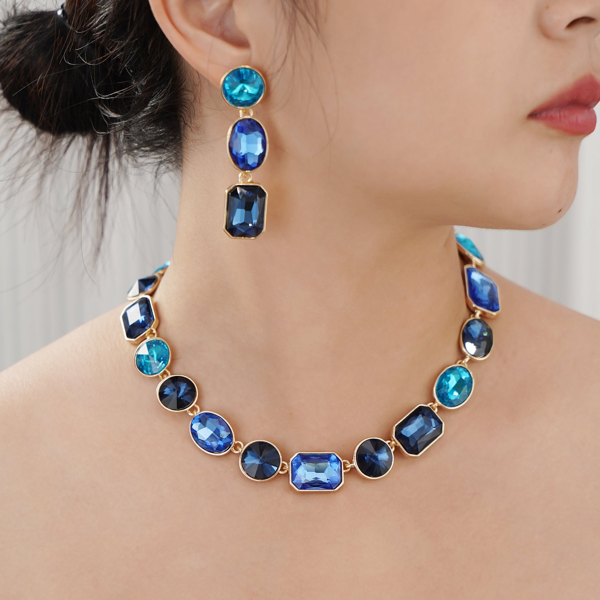 Art Deco Jewelry Set with Multi Color Blue Crystals in Yellow Gold Brass with 16.5"+2"extender-Stars and Vogue