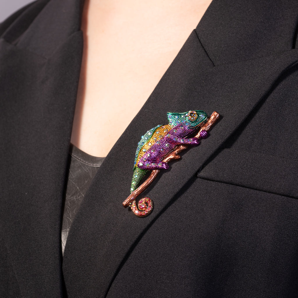 Chameleon Enameled Brooch Pin Jewelry with Crystal